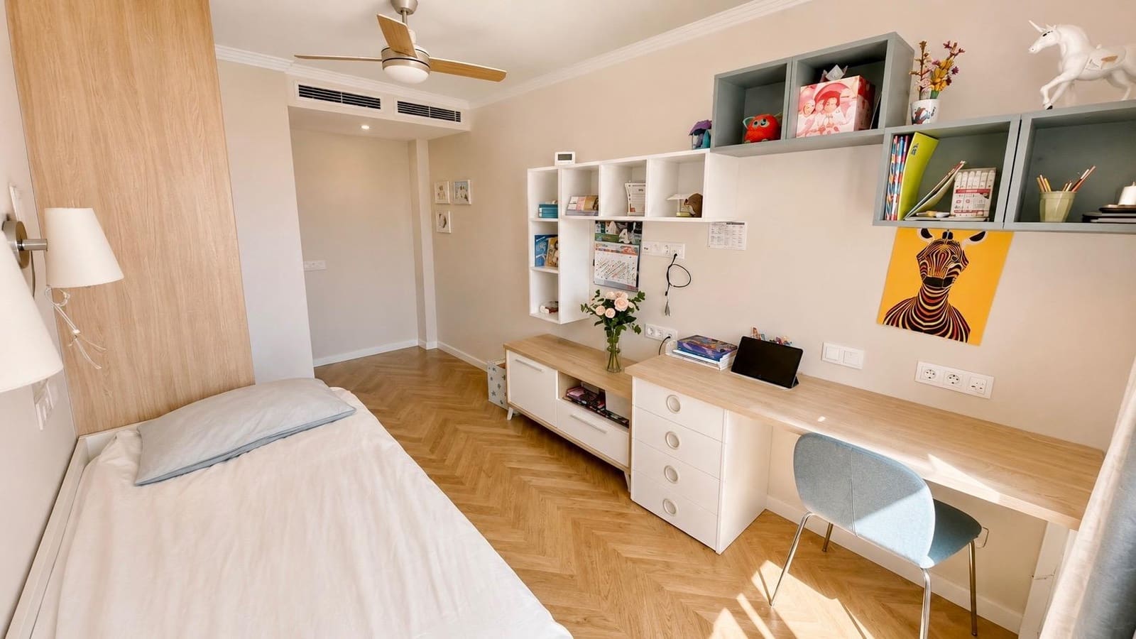 5 chambre Villa/Maison à vendre à Playa de San Juan avec piscine garage - 950 000 € (Ref: 10019220)