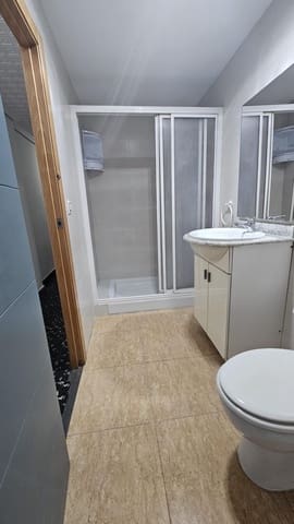 2 Zimmer Wohnung zu verkaufen in Torrefiel, València Stadt - 152.000 € (Ref: 10029447)