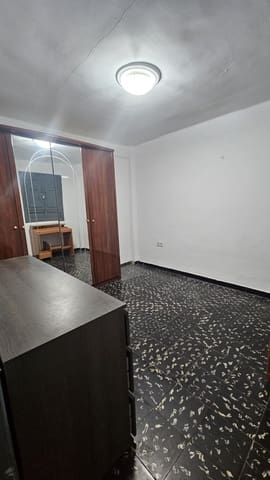 2 Zimmer Wohnung zu verkaufen in Torrefiel, València Stadt - 152.000 € (Ref: 10029447)