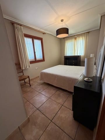 4 makuuhuone Huvila vuokrattavana paikassa Almarda, Sagunto / Sagunt mukana uima-altaan 
autotalli - 2 500 € (Ref: 10035451)