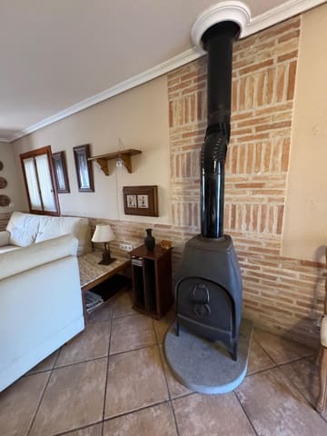 4 makuuhuone Huvila vuokrattavana paikassa Almarda, Sagunto / Sagunt mukana uima-altaan 
autotalli - 2 500 € (Ref: 10035451)