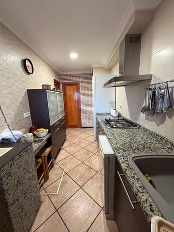 4 makuuhuone Huvila vuokrattavana paikassa Almarda, Sagunto / Sagunt mukana uima-altaan 
autotalli - 2 500 € (Ref: 10035451)