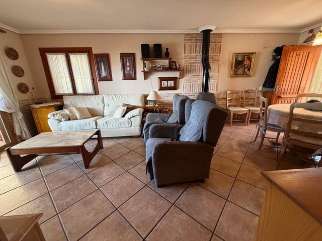 4 makuuhuone Huvila vuokrattavana paikassa Almarda, Sagunto / Sagunt mukana uima-altaan 
autotalli - 2 500 € (Ref: 10035451)