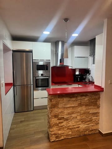 Apartamento de 3 habitaciones en Arrancapins, València ciudad en alquiler - 1.550 € (Ref: 10047406)