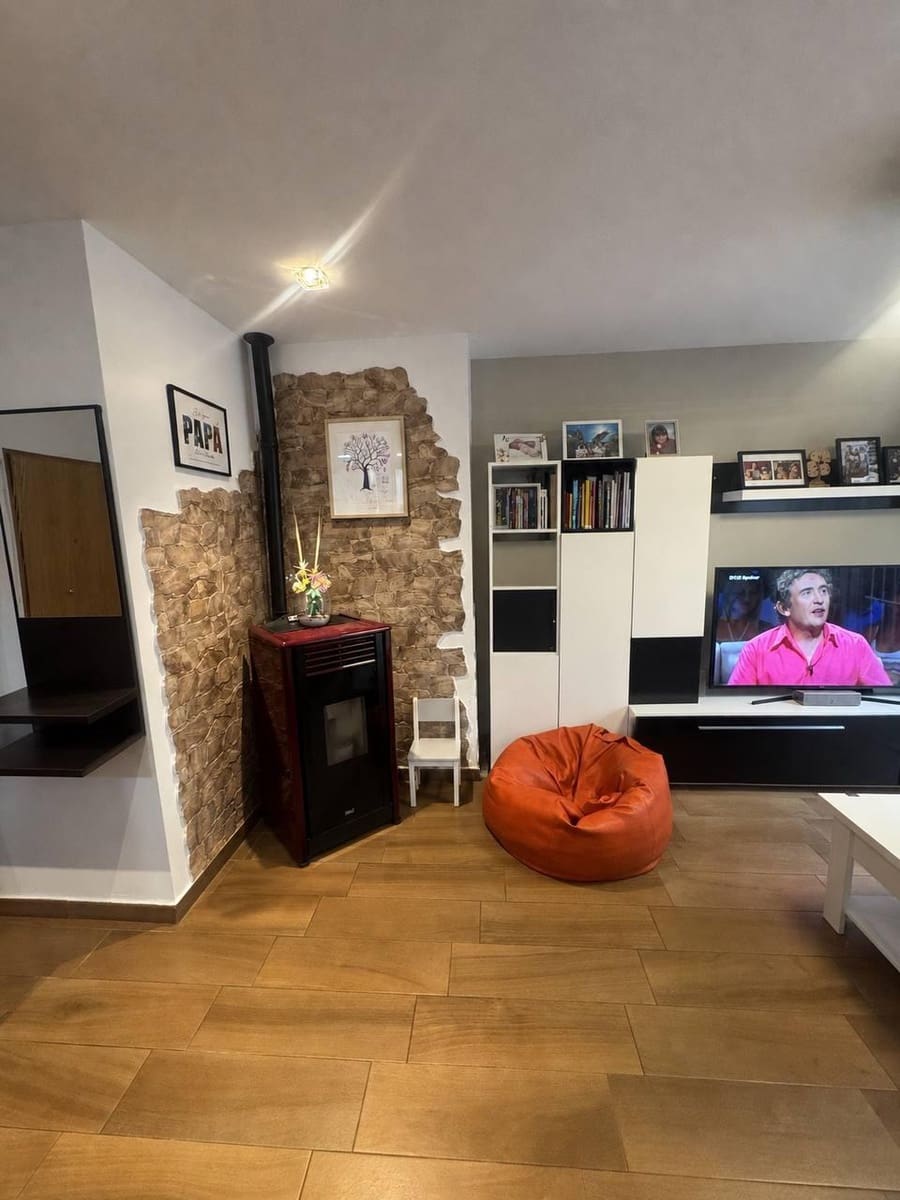 Apartamento de 3 habitaciones en València ciudad en alquiler con garaje - 1.550 € (Ref: 10047406)
