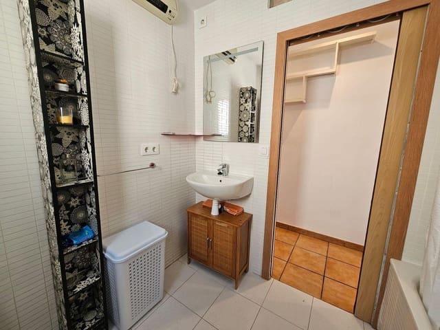 1 sovrum Lägenhet att hyra i Mislata - 1 100 € (Ref: 10049379)