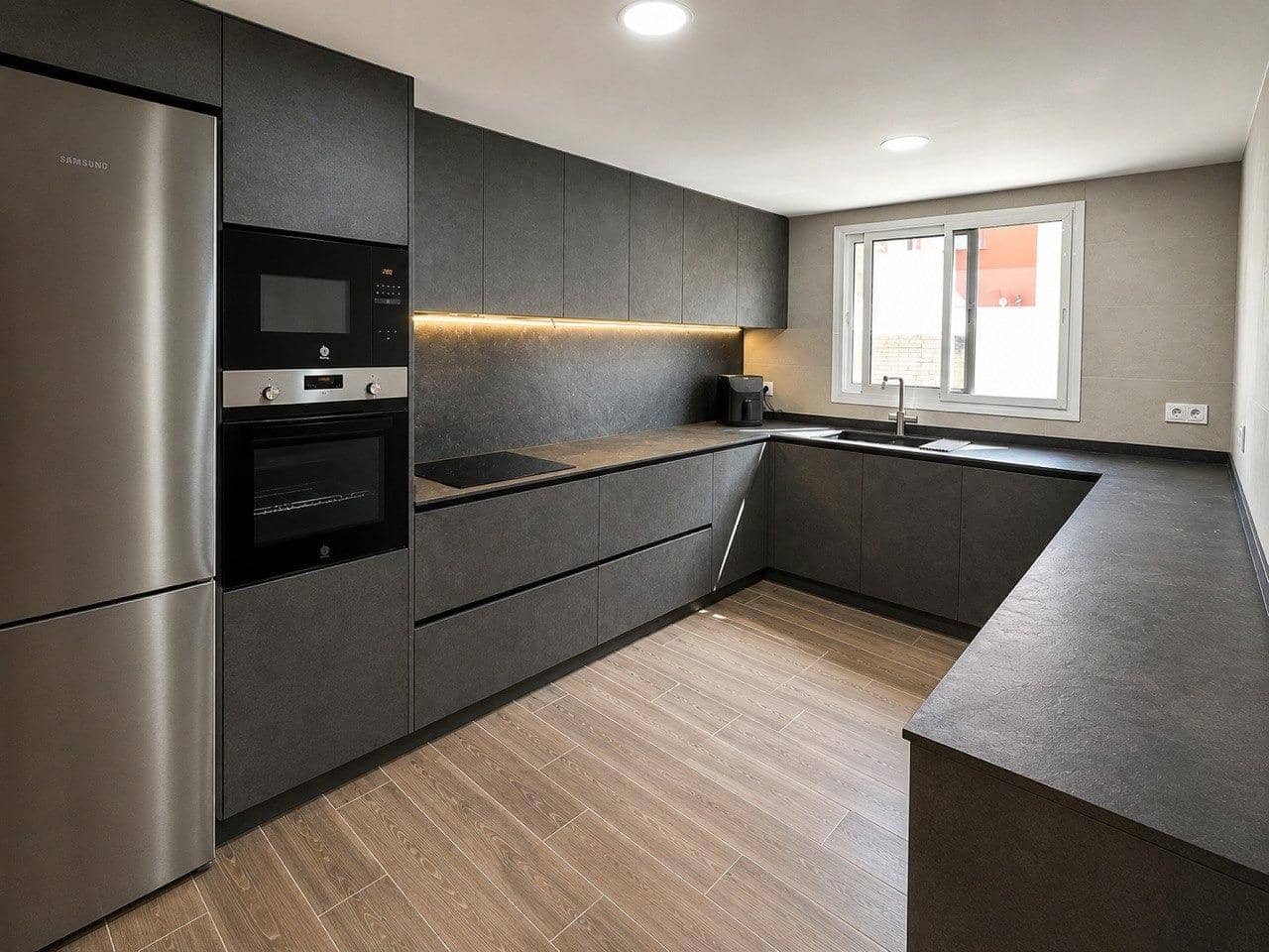 3 soverom Hus til salgs i Paiporta - € 530 000 (Ref: 10049380)