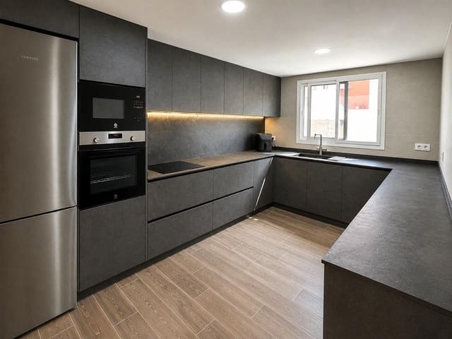 3 soverom Hus til salgs i Paiporta - € 530 000 (Ref: 10049380)