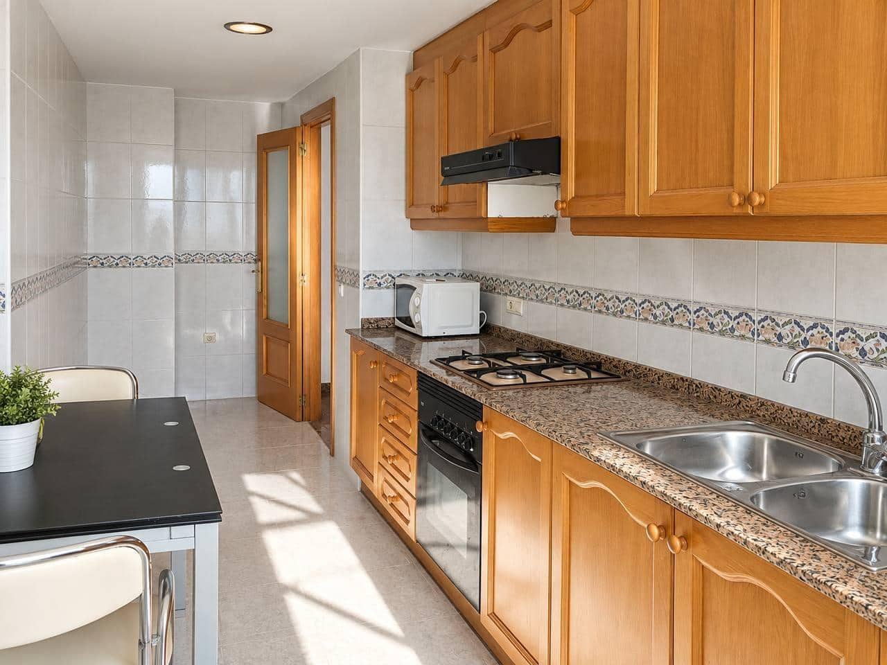 3 Zimmer Wohnung zu vermieten in Valencia Stadt - 1.400 € (Ref: 10068002)
