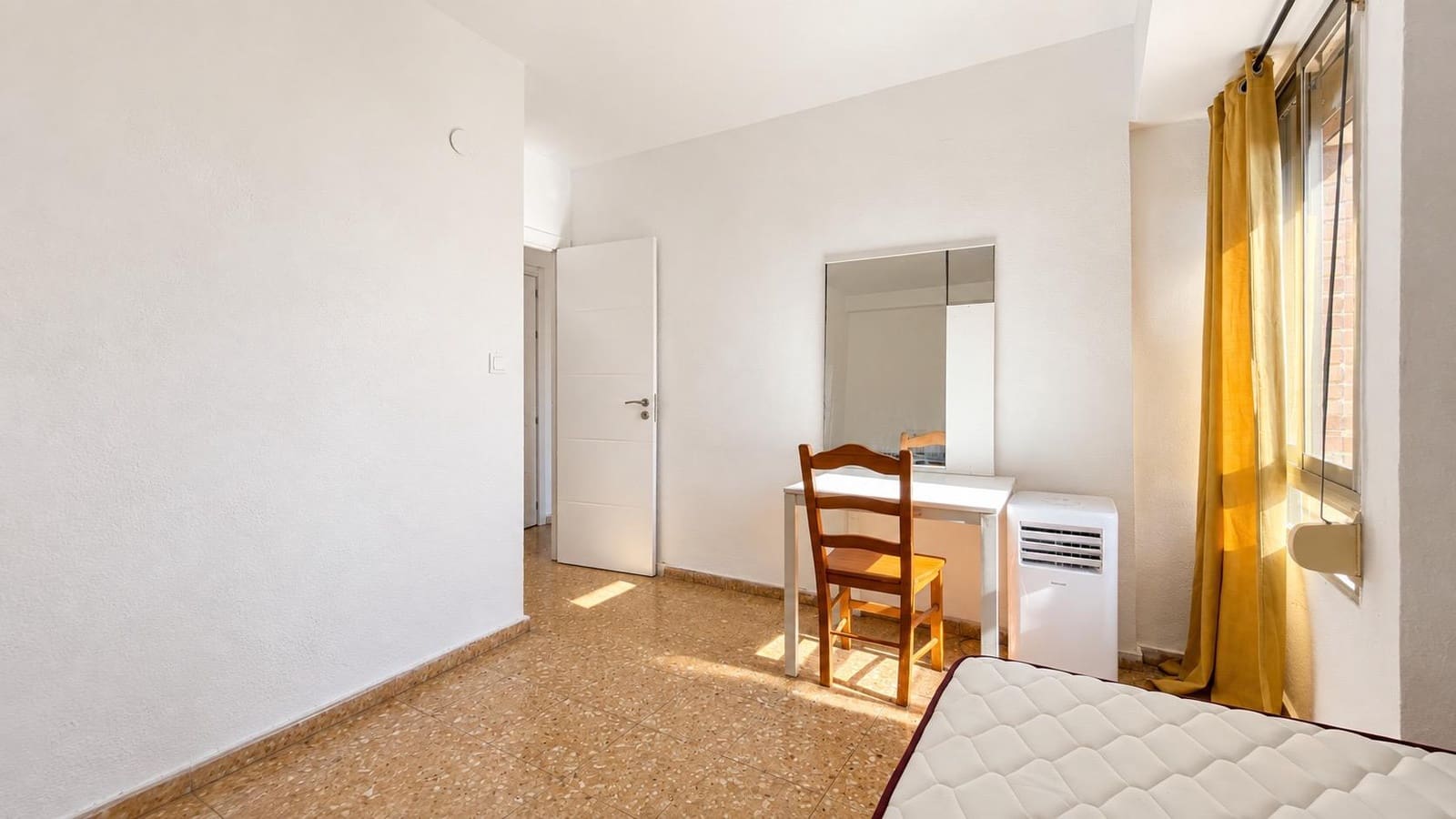 3 Zimmer Wohnung zu verkaufen in Valencia Stadt - 247.000 € (Ref: 10086254)