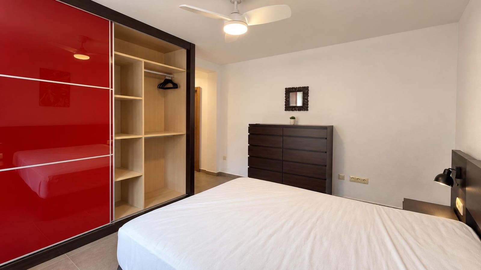 Piso de 3 habitaciones en València ciudad en alquiler - 1.500 € (Ref: 10086256)
