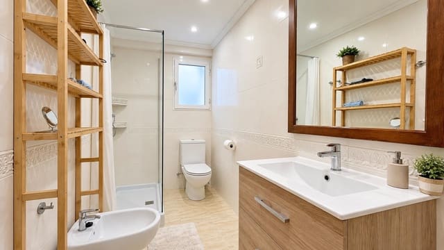 Piso de 3 habitaciones en Aiora, València ciudad en alquiler - 1.500 € (Ref: 10086256)