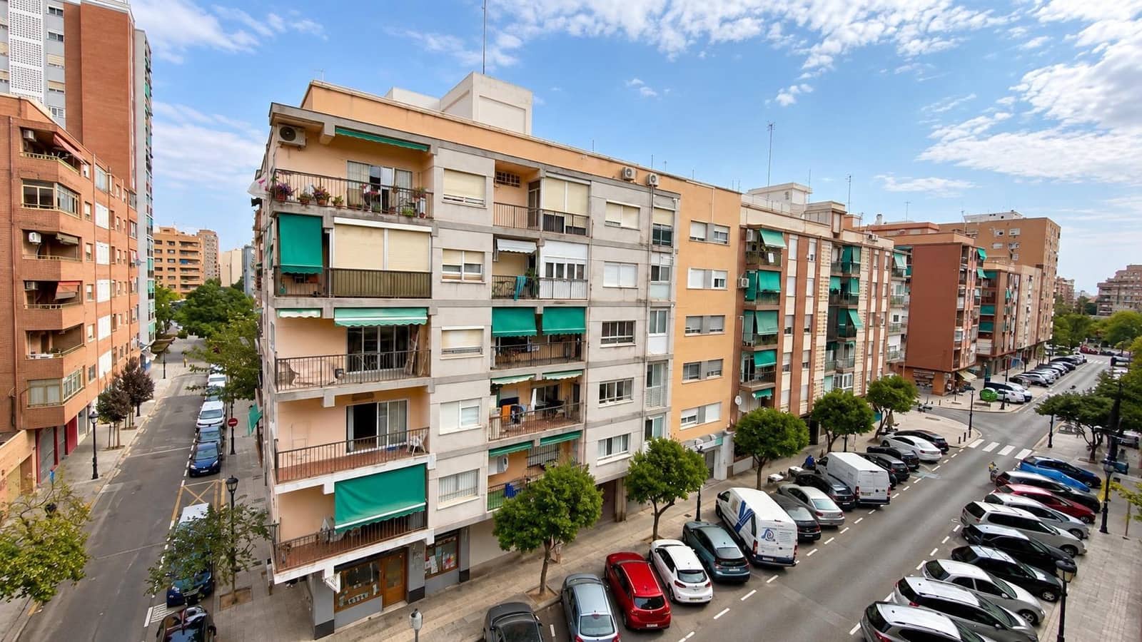 Piso de 3 habitaciones en València ciudad en alquiler - 1.500 € (Ref: 10086256)