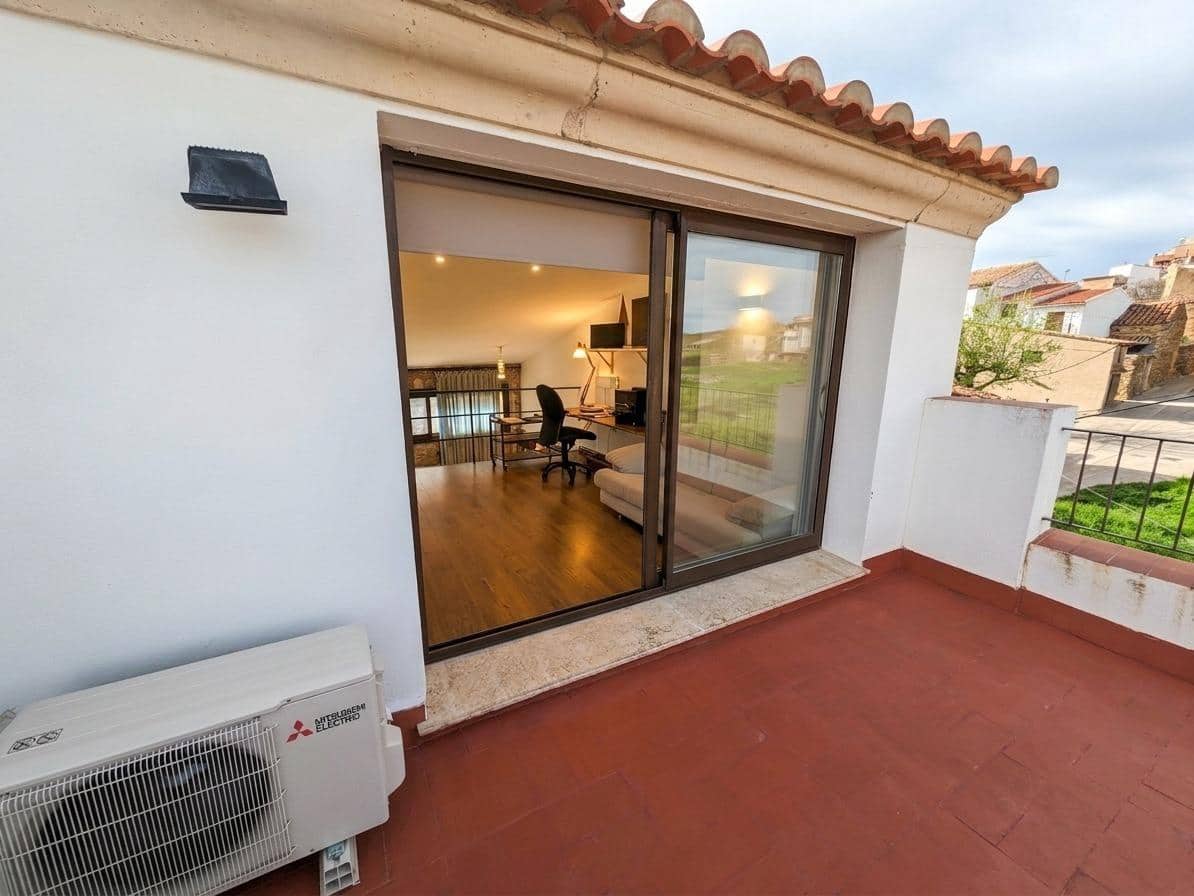 4 soveværelse Finca/Landehus til salg i Benafigos - € 130.000 (Ref: 10098477)
