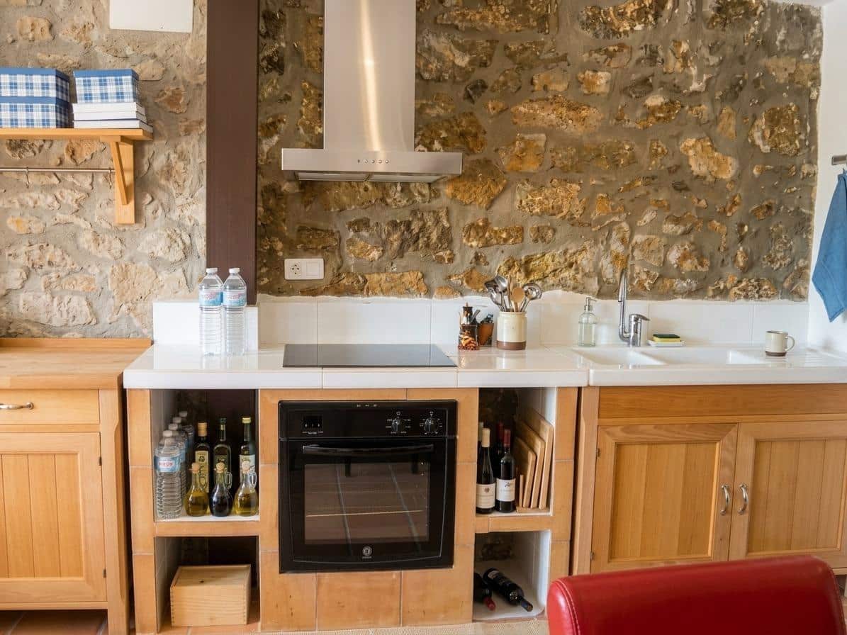 4 soveværelse Finca/Landehus til salg i Benafigos - € 130.000 (Ref: 10098477)