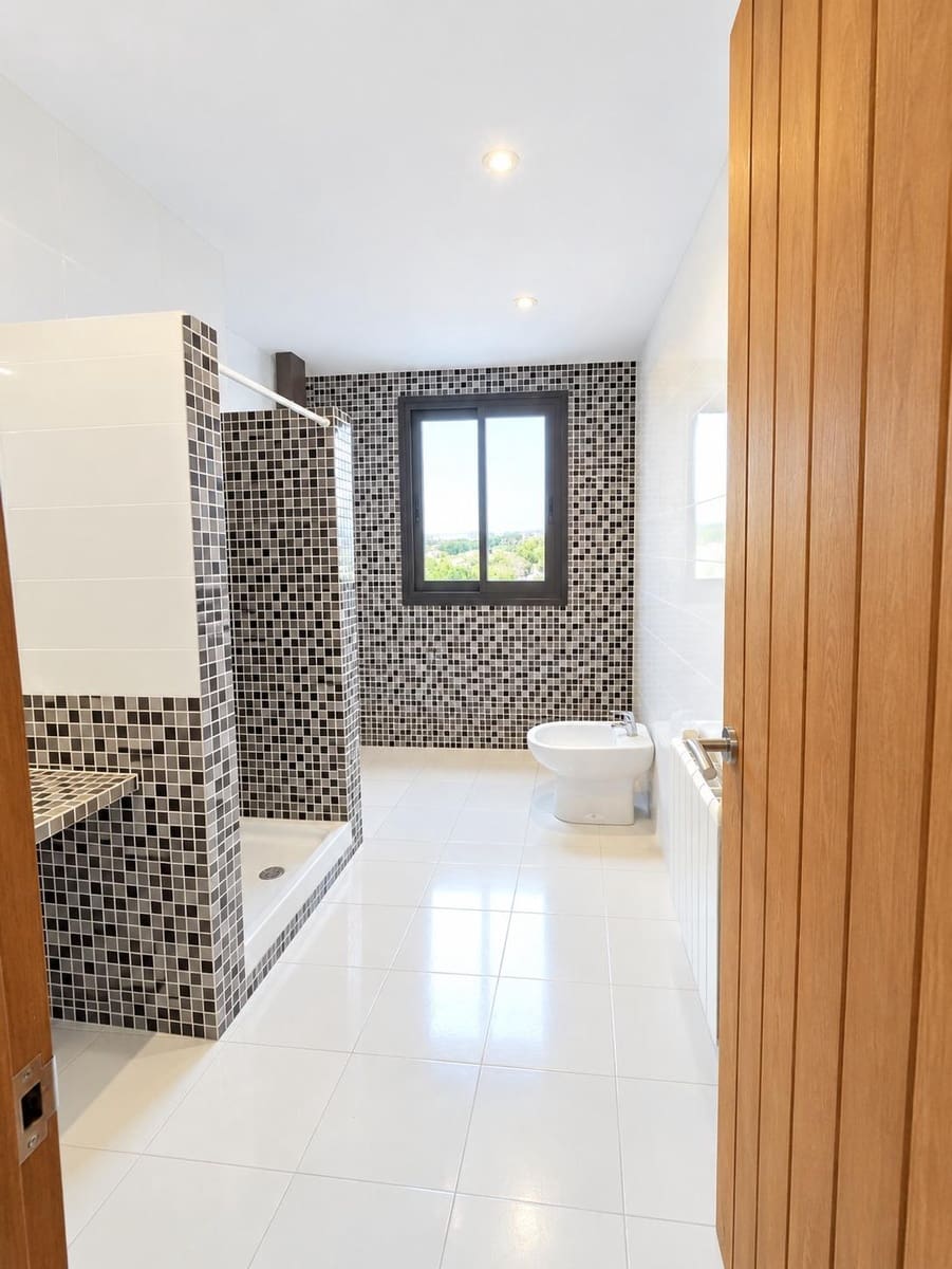 4 soveværelse Finca/Landehus til salg i Benafigos - € 130.000 (Ref: 10098477)