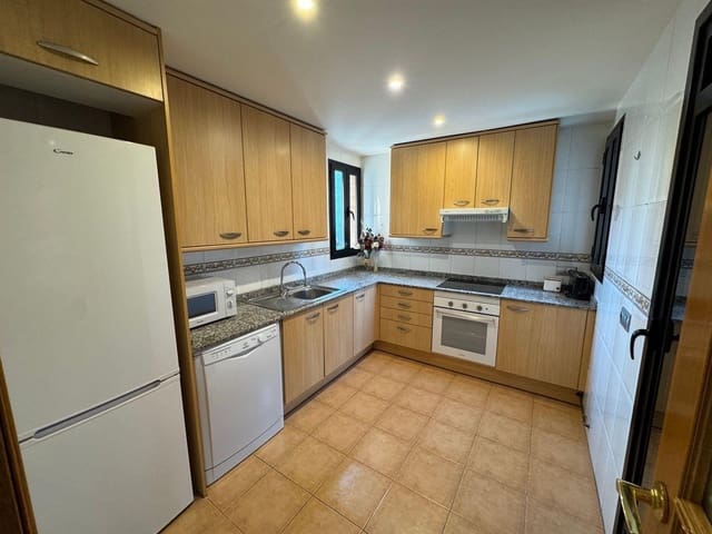 3 quarto Apartamento para arrendar em Penya-Roja, Valência cidade com piscina garagem - 2 495 € (Ref: 10102691)