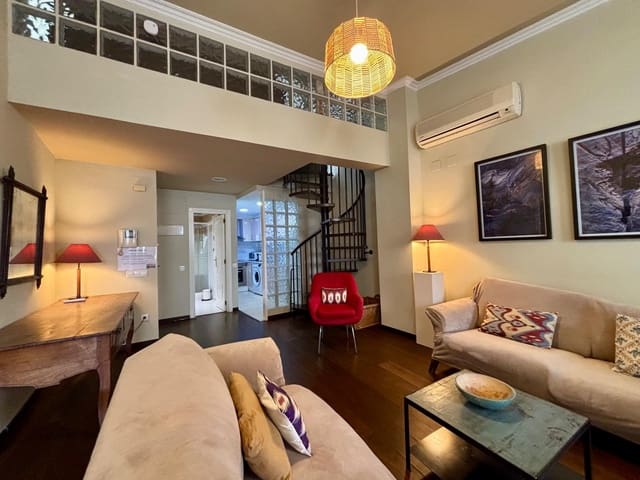 3 quarto Apartamento para arrendar em Sant Francesc, Valência cidade - 3 200 € (Ref: 10115942)