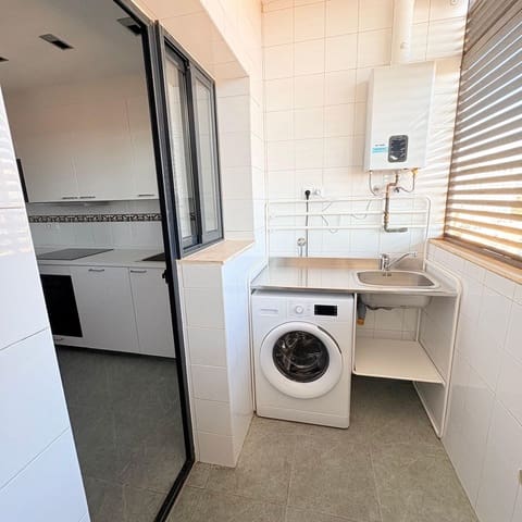 3 camera da letto Appartamento da affittare in Valencia città con garage - 1.800 € (Rif: 10129588)