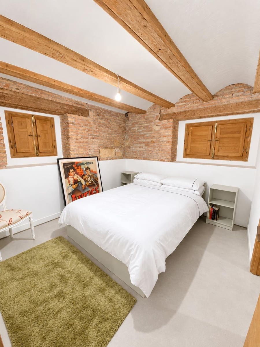 Piso de 3 habitaciones en València ciudad en alquiler - 2.500 € (Ref: 10132070)