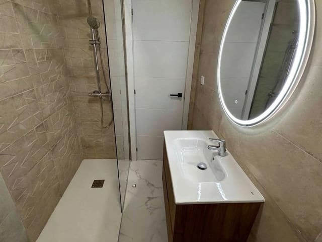 3 makuuhuone Asunto vuokrattavana paikassa Russafa, Valencia kaupunki - 1 700 € (Ref: 10147199)