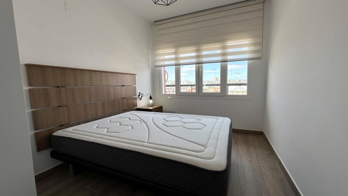 3 makuuhuone Asunto vuokrattavana paikassa Valencia kaupunki - 1 700 € (Ref: 10147199)