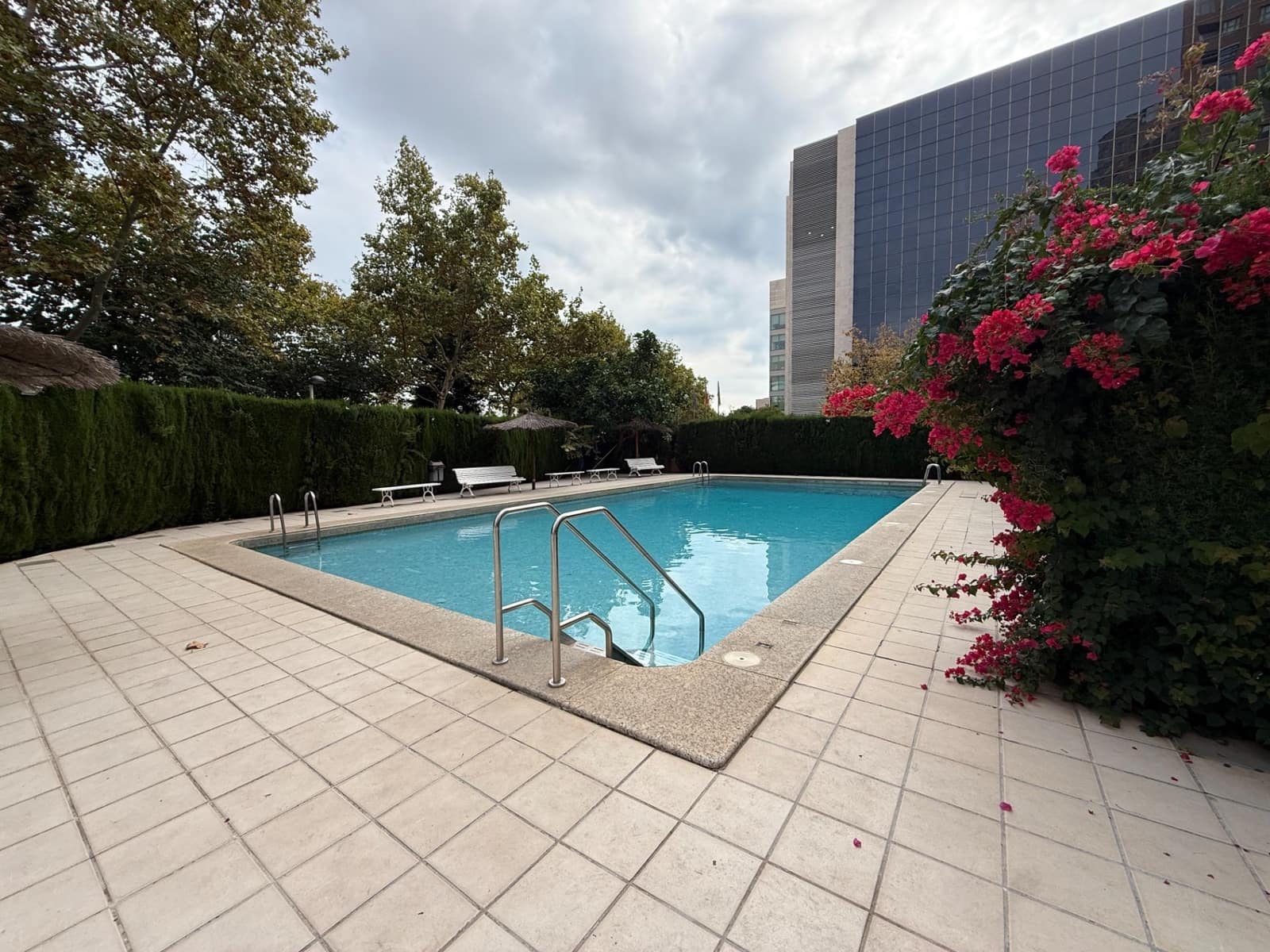 3 soveværelse Lejlighed til leje i Valencia by med swimmingpool garage - € 2.400 (Ref: 10162294)
