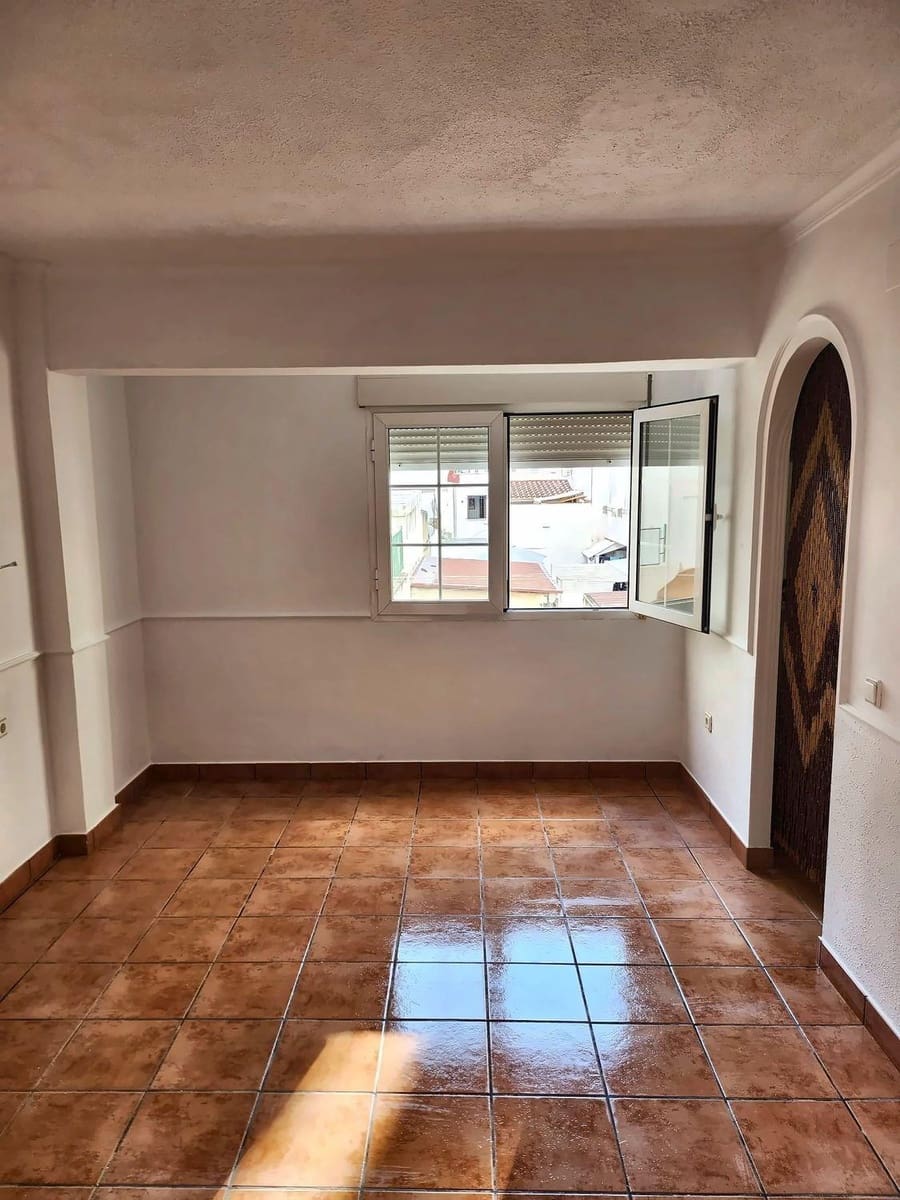 2 soveværelse Lejlighed til salg i Valencia by - € 189.000 (Ref: 10171783)