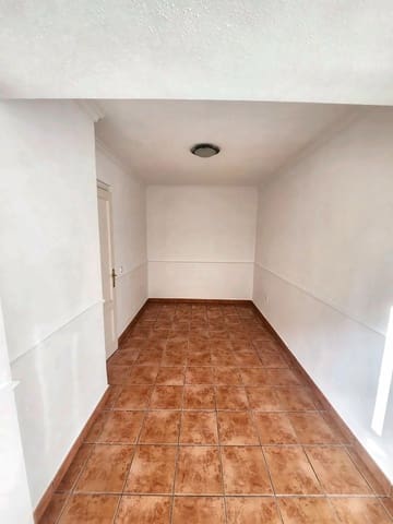 2 soveværelse Lejlighed til salg i Torrefiel, Valencia by - € 189.000 (Ref: 10171783)