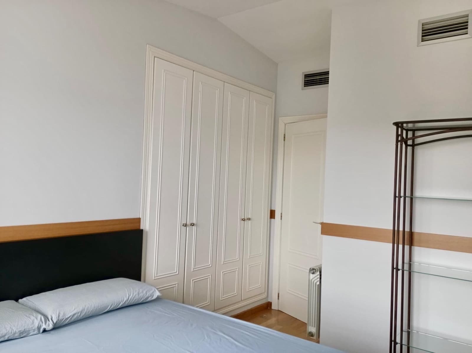 4 bedroom Apartment for rent in Betera with pool garage - € 2,500 (Ref: 9099132)