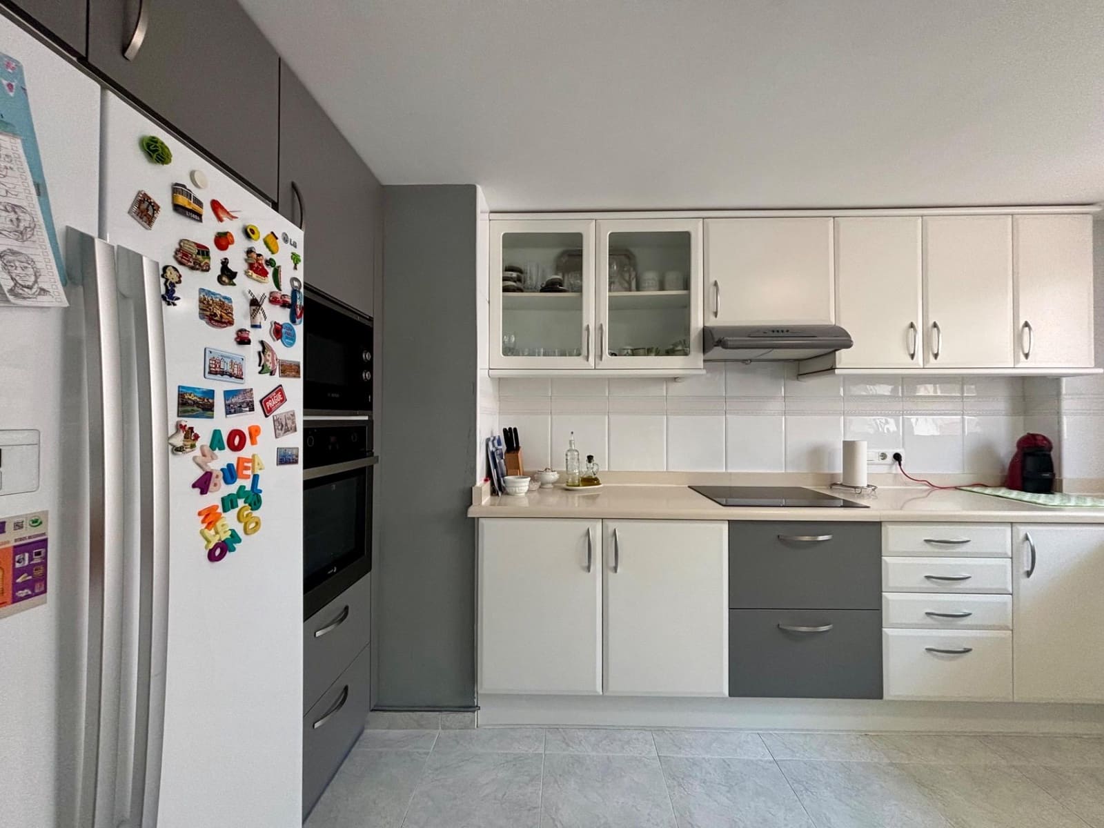 4 bedroom Apartment for rent in Betera with pool garage - € 2,500 (Ref: 9099132)