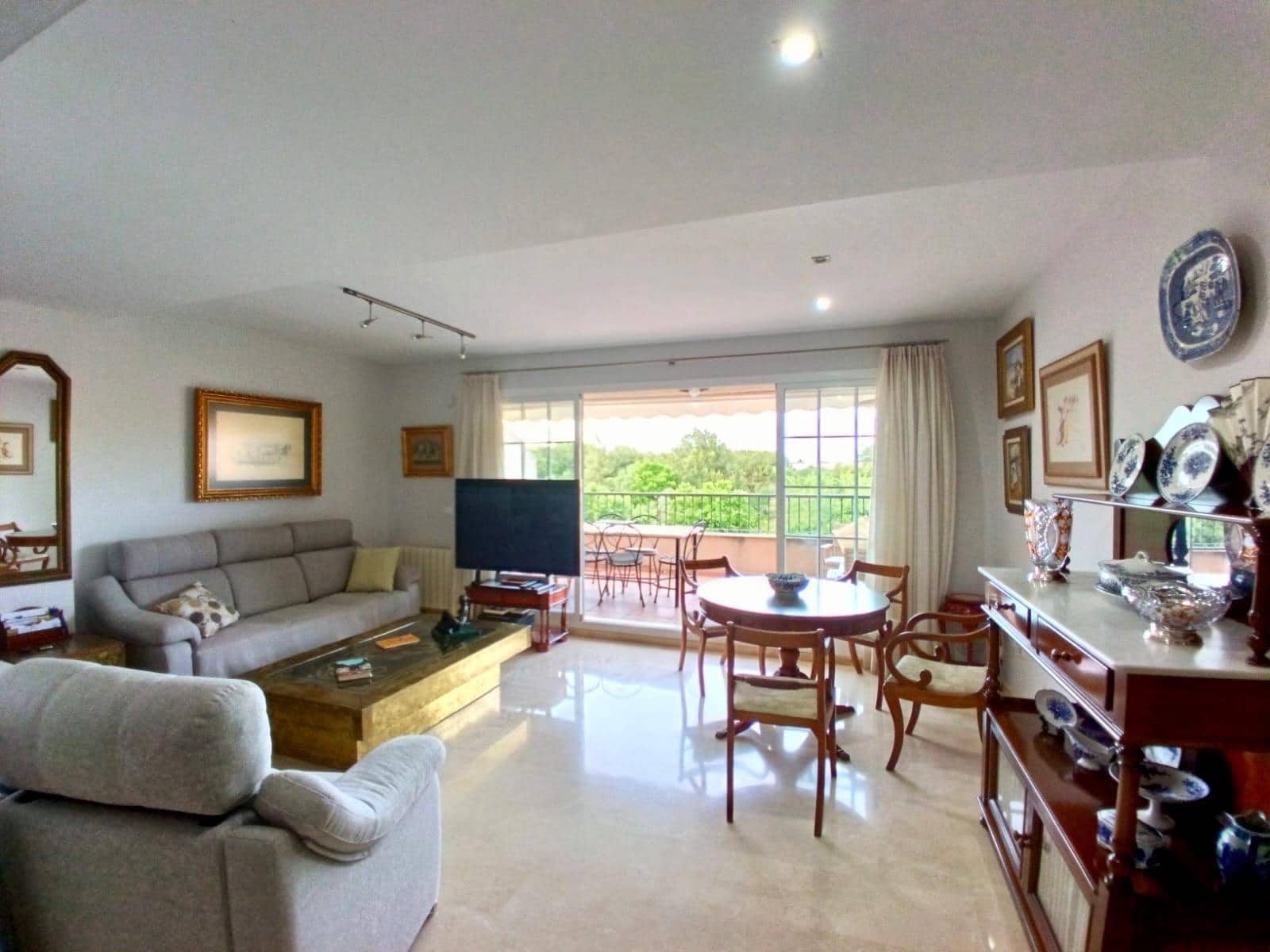 4 bedroom Apartment for rent in Betera with pool garage - € 2,500 (Ref: 9099132)