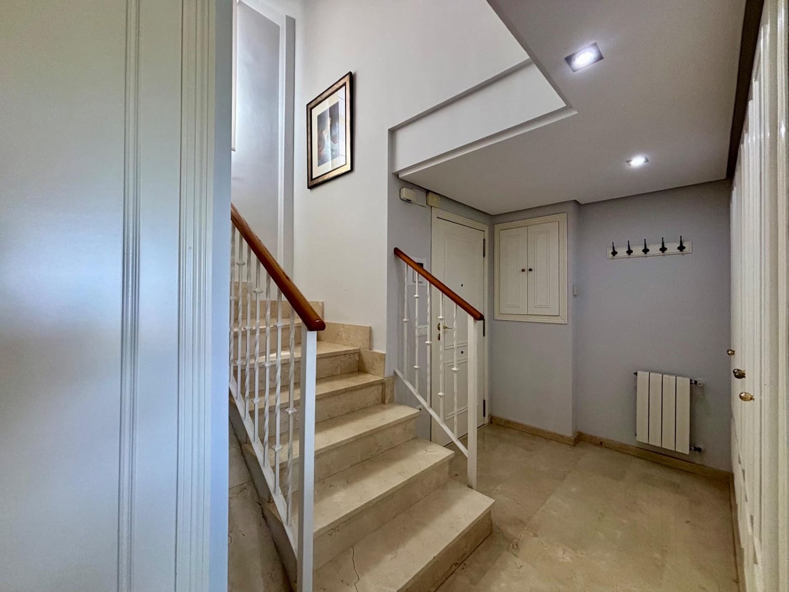 4 bedroom Apartment for rent in Betera with pool garage - € 2,500 (Ref: 9099132)