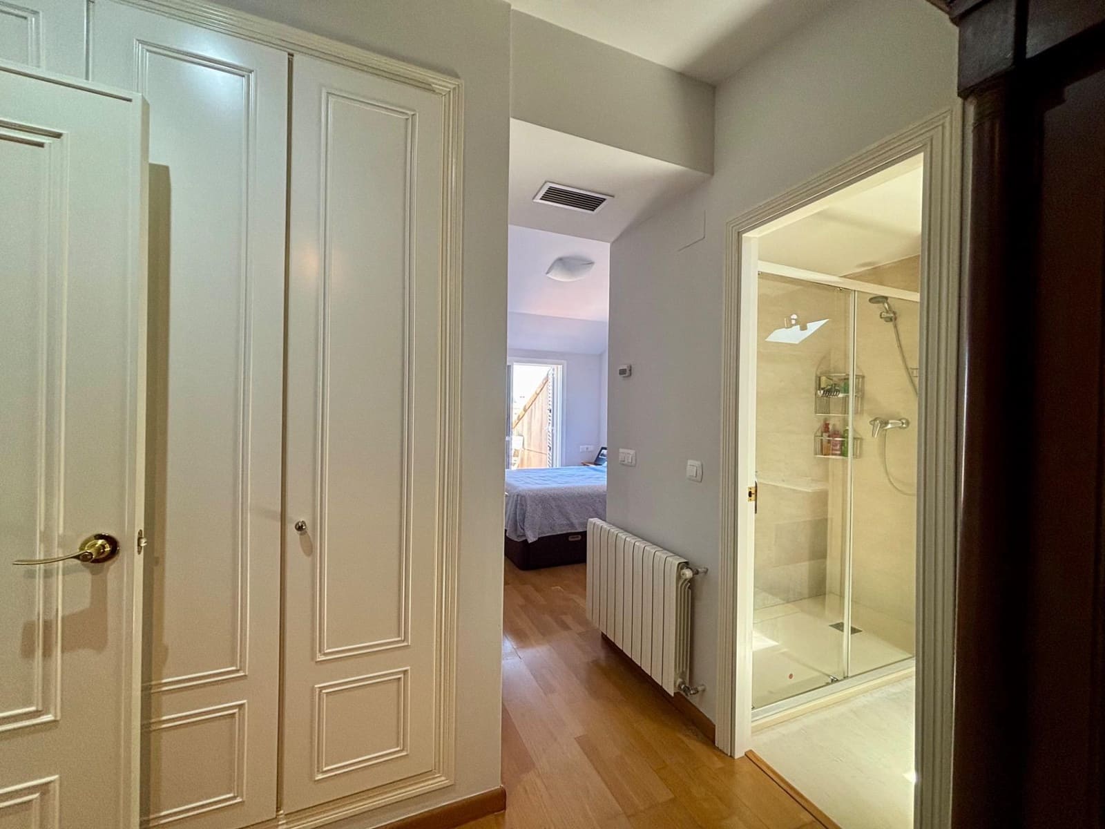 4 bedroom Apartment for rent in Betera with pool garage - € 2,500 (Ref: 9099132)