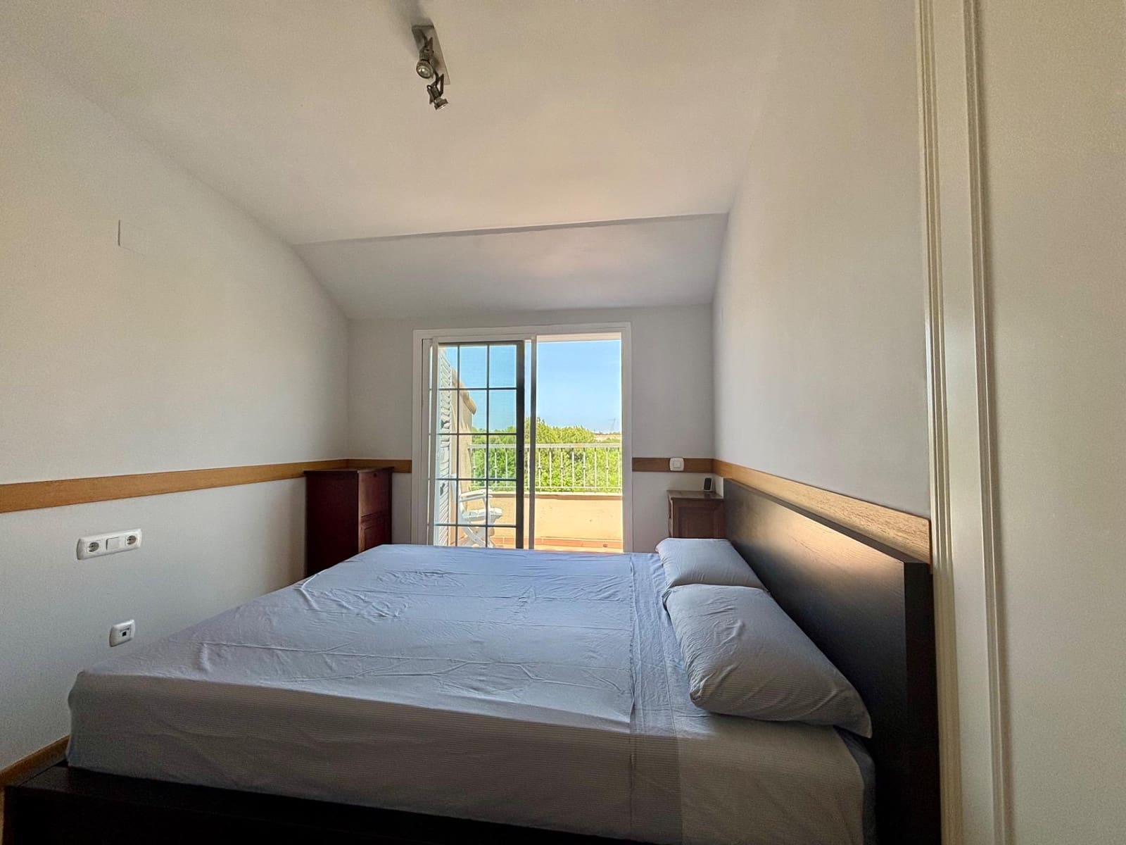 4 bedroom Apartment for rent in Betera with pool garage - € 2,500 (Ref: 9099132)