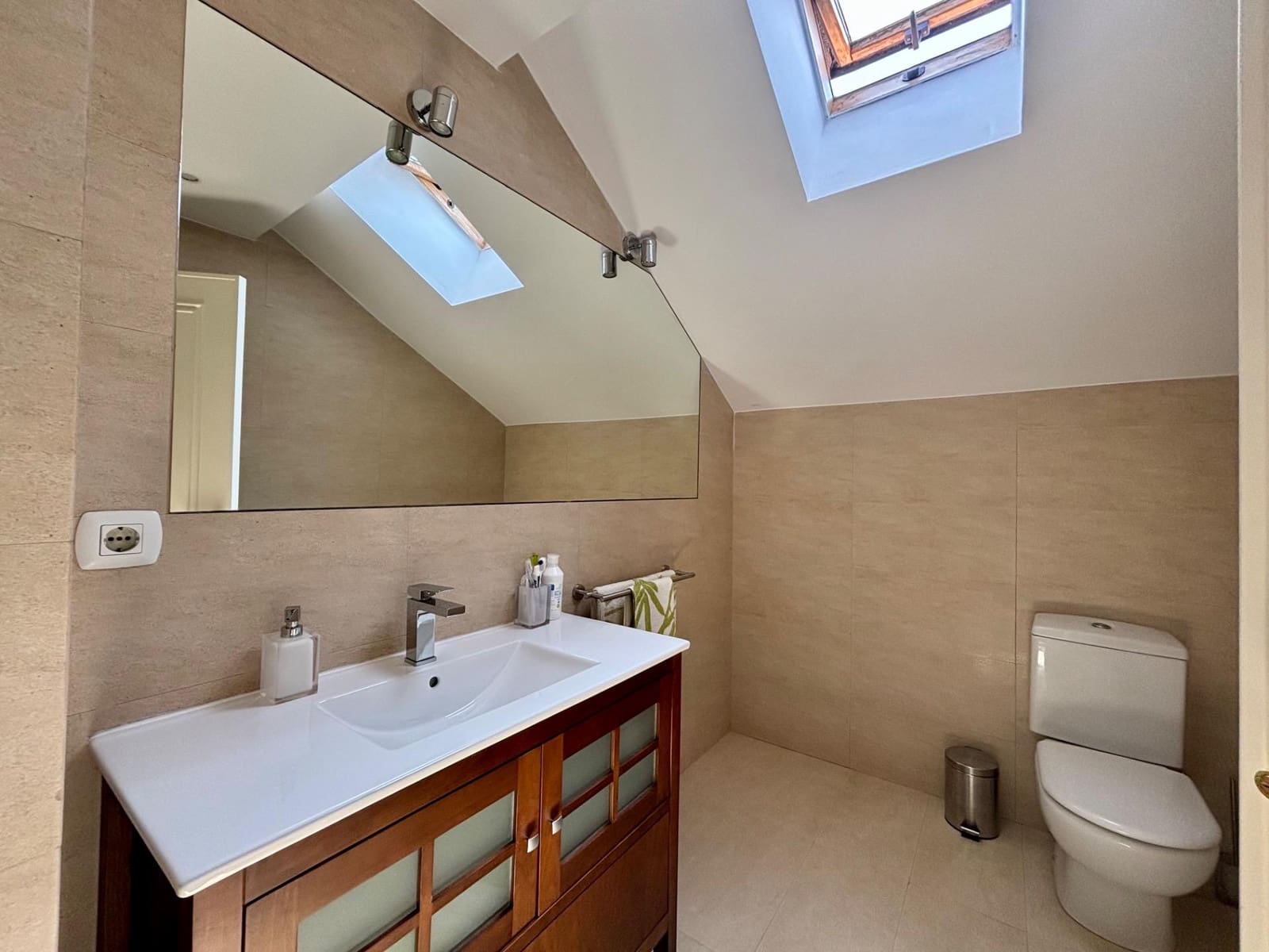 4 bedroom Apartment for rent in Betera with pool garage - € 2,500 (Ref: 9099132)