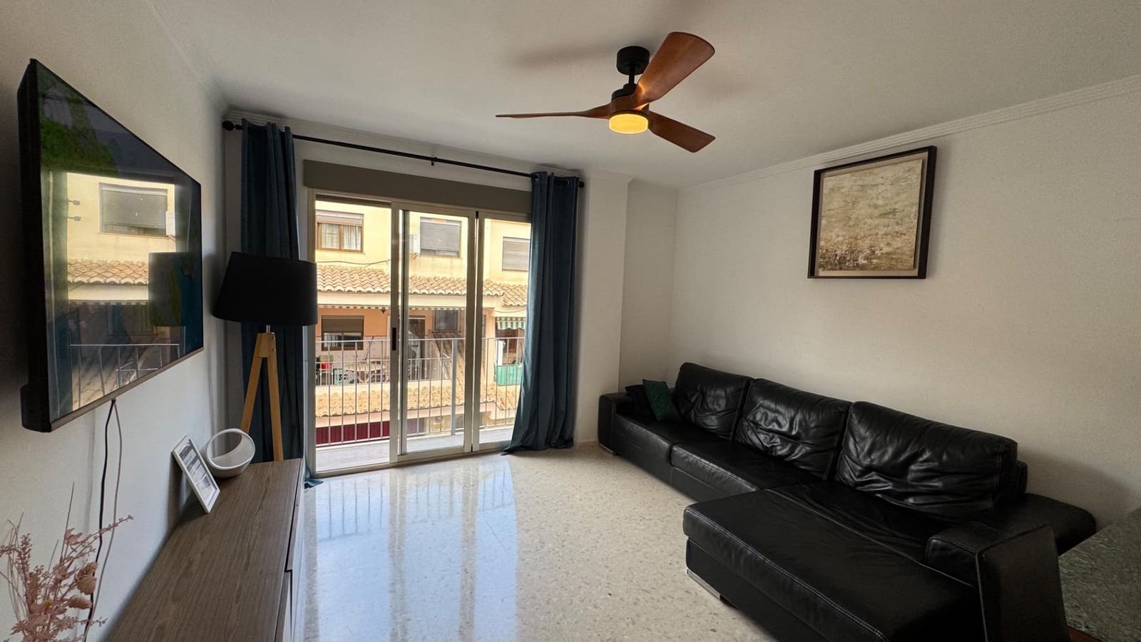 2 sovrum Lägenhet till salu i Gilet - 190 000 € (Ref: 9102924)