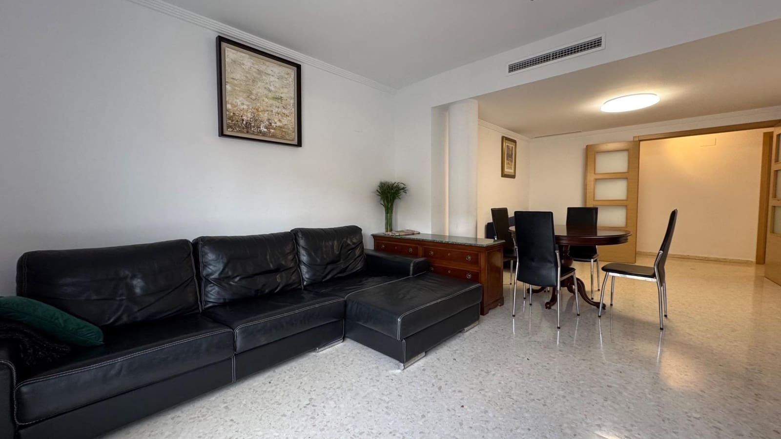 2 sovrum Lägenhet till salu i Gilet - 190 000 € (Ref: 9102924)