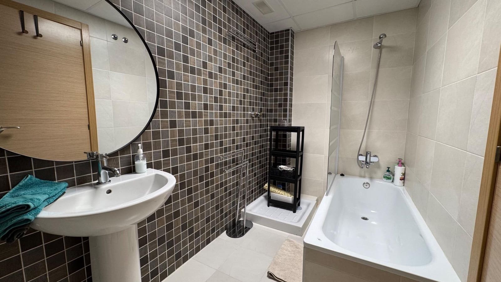 2 sovrum Lägenhet till salu i Gilet - 190 000 € (Ref: 9102924)