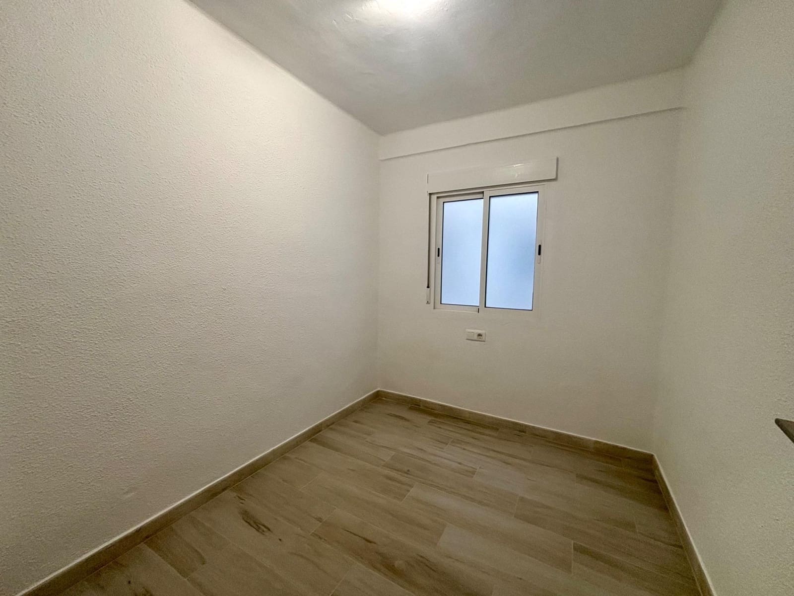 4 camera da letto Appartamento da affittare in Valencia citta - 1.245 € (Rif: 9104686)