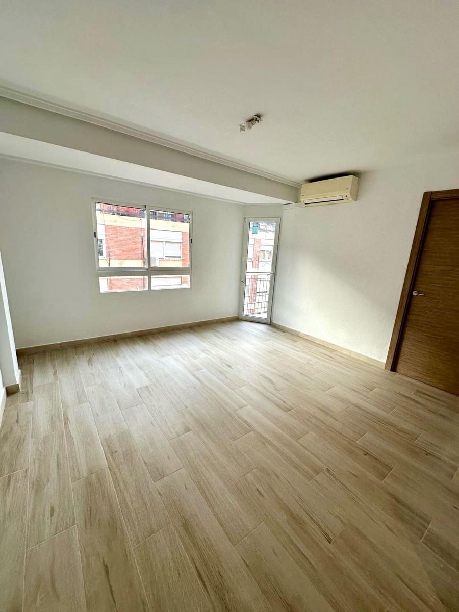 4 camera da letto Appartamento da affittare in Valencia citta - 1.245 € (Rif: 9104686)