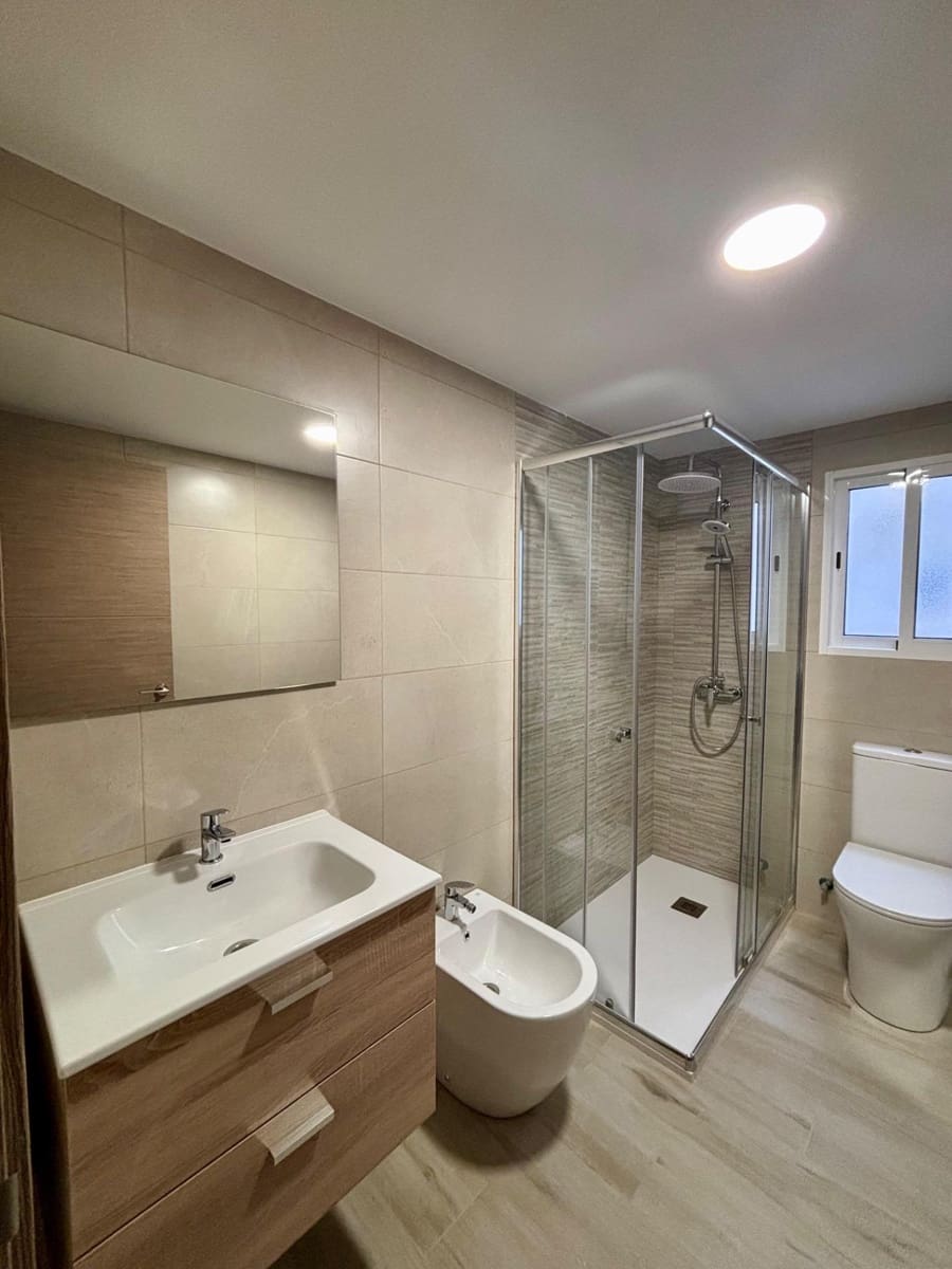 4 camera da letto Appartamento da affittare in Valencia citta - 1.245 € (Rif: 9104686)