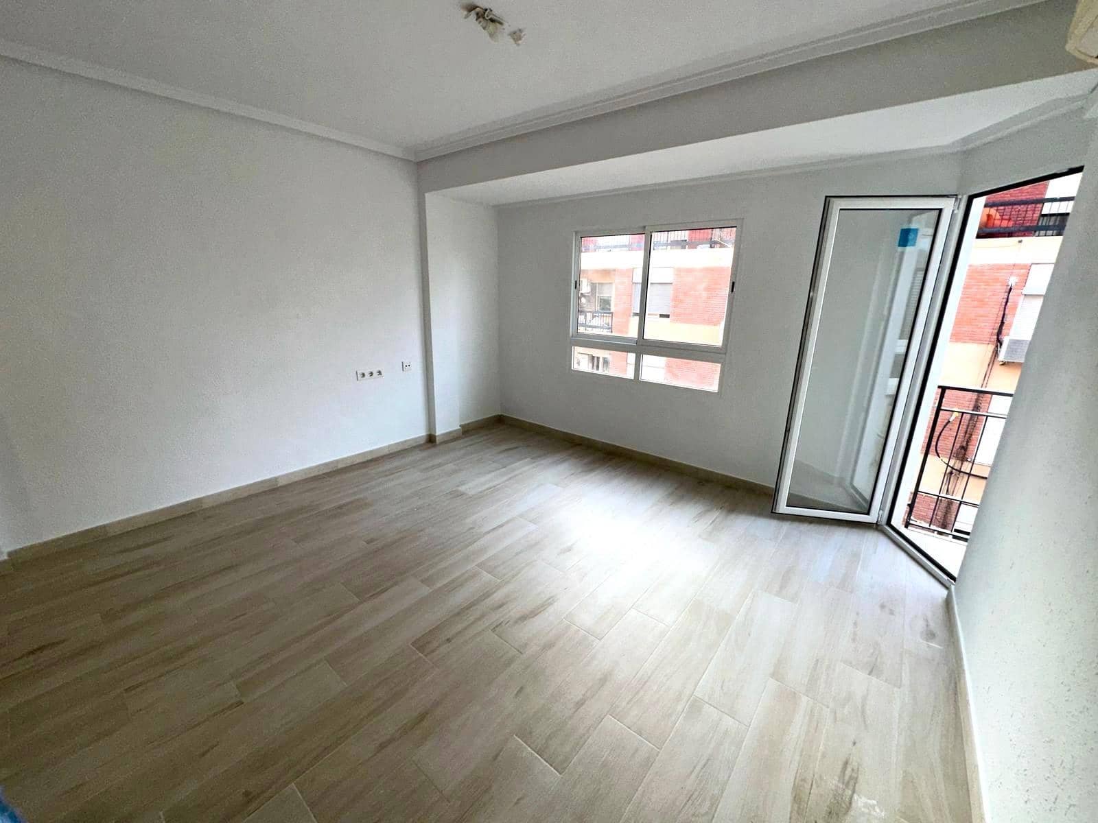 4 camera da letto Appartamento da affittare in Valencia citta - 1.245 € (Rif: 9104686)