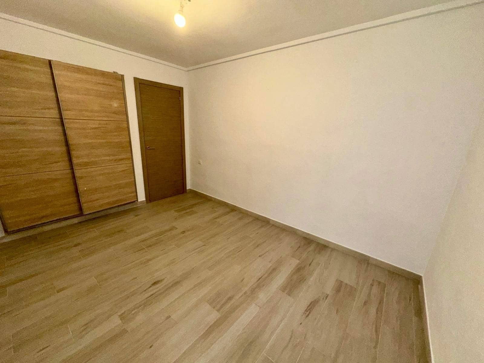 4 camera da letto Appartamento da affittare in Valencia citta - 1.245 € (Rif: 9104686)