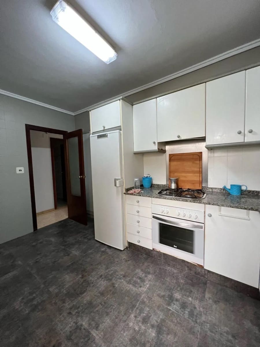 4 soveværelse Lejlighed til salg i Sagunto / Sagunt - € 160.000 (Ref: 9106553)