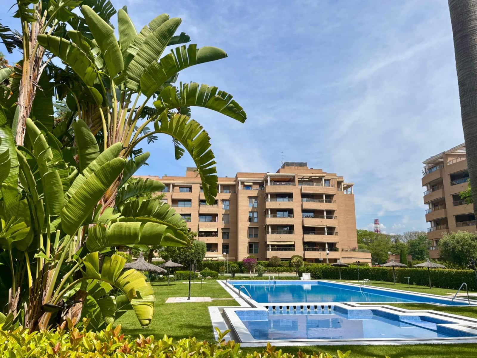 3 soveværelse Lejlighed til salg i Valencia by med swimmingpool garage - € 620.000 (Ref: 9114184)