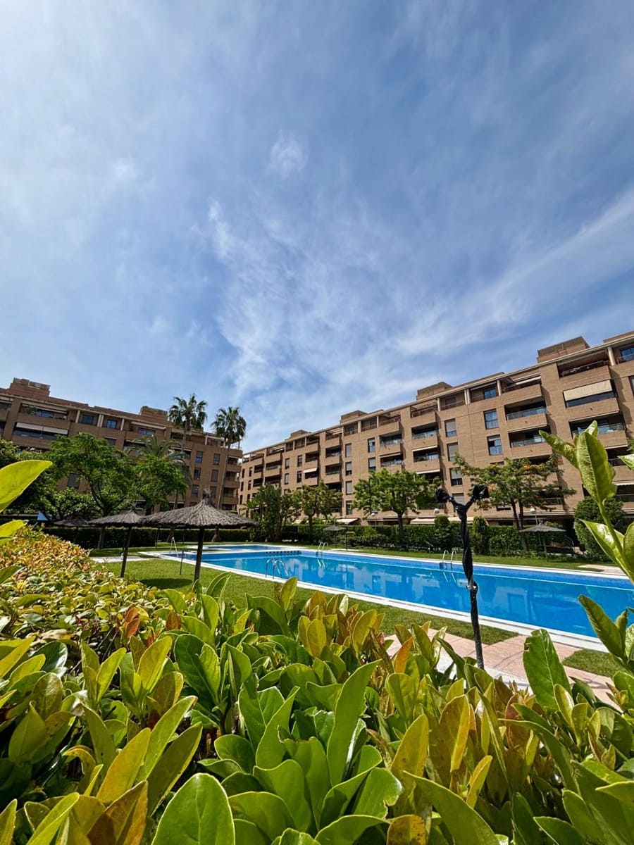 3 soveværelse Lejlighed til salg i Valencia by med swimmingpool garage - € 620.000 (Ref: 9114184)