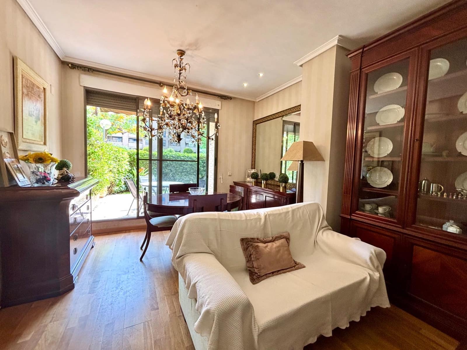 3 soveværelse Lejlighed til salg i Valencia by med swimmingpool garage - € 620.000 (Ref: 9114184)