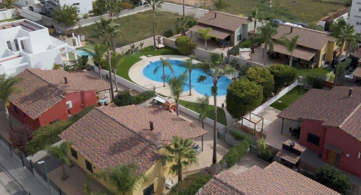 3 camera da letto Villa da affittare in Riba-roja de Turia con piscina - 2.500 € (Rif: 9134481)