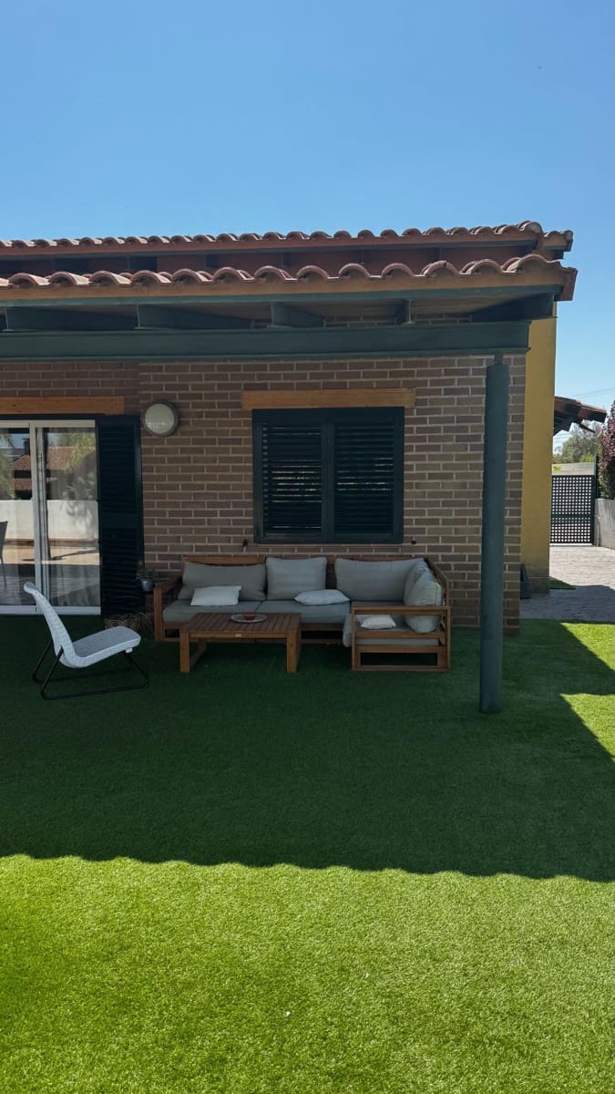 3 camera da letto Villa da affittare in Riba-roja de Turia con piscina - 2.500 € (Rif: 9134481)